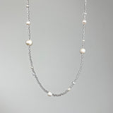 Necklace with pearls 06